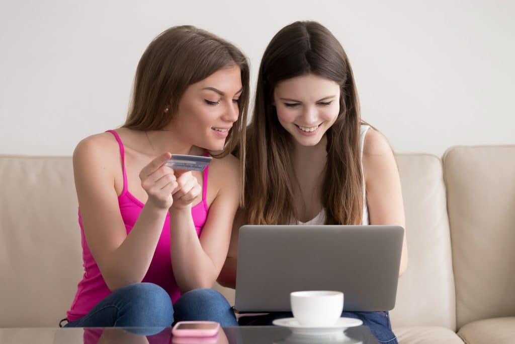 Costos de Envío: Aumento del 5% Afecta Compras Online 2026